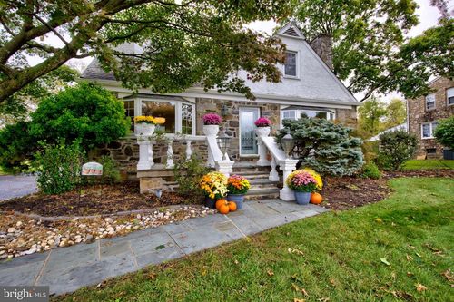 6 Terrace Rd, Plymouth Meeting, PA, 19462-2607 | Card Image