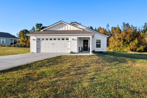 21369 Ne Spring Hill Dr, Blountstown, FL, 32424-3108 | Card Image