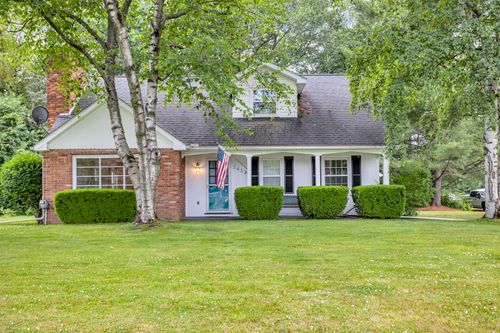 3432 Loretta Ave, Jackson, MI, 49201-8617 | Card Image