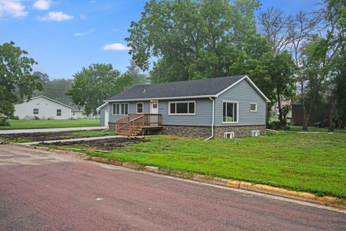408 Kenzie St, Sherburn, MN, 56171-1043 | Card Image