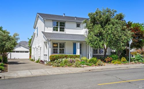 997 Lupine Court, Healdsburg, CA, 95448 | Card Image
