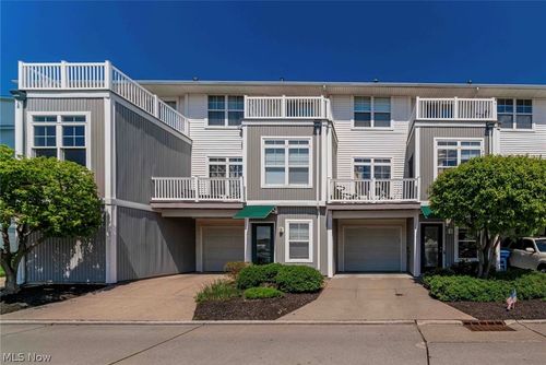 281 W Marina Parkway, Lorain, OH, 44052 | Card Image