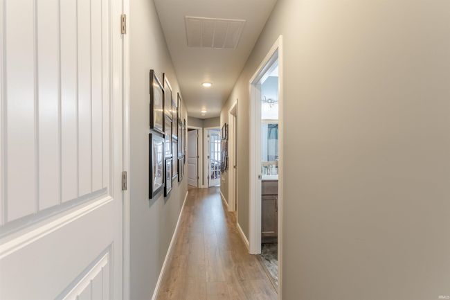 B - 5322 Dauby Dr, Condo with 3 bedrooms, 2 bathrooms and null parking in Evansville IN | Image 18