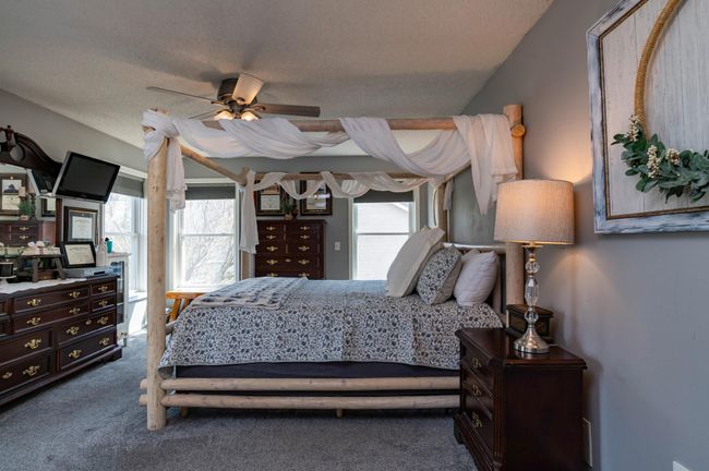 Bright and roomy owners suite.jpg | Image 20