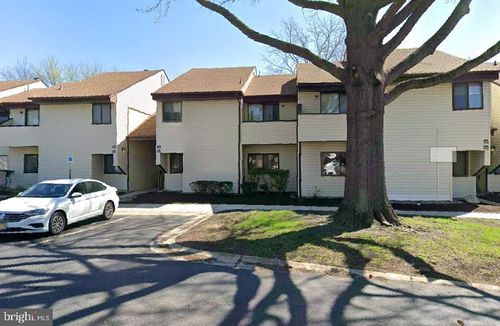 16 E Daisy Ln, MOUNT LAUREL, NJ, 08054-2578 | Card Image
