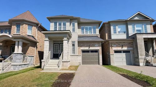 32 Falconridge Terr, East Gwillimbury, ON, L9N0R2 | Card Image