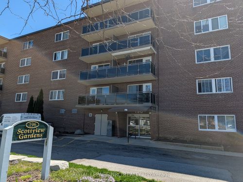 404-196 Scott Street, St. Catharines, ON, L2N5T2 | Card Image
