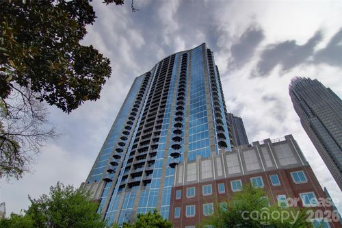 1212-210 N Church Street, Charlotte, NC, 28202 | Card Image
