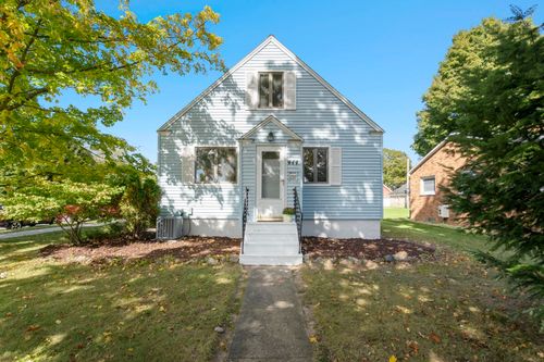 444 W Thirteenth Street, Traverse City, MI, 49684 | Card Image