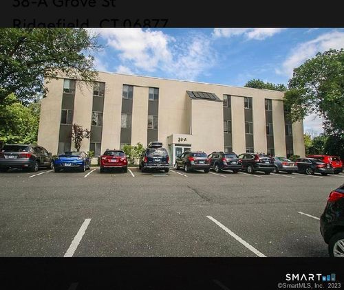 38A Grove St, Ridgefield, CT, 06877-4676 | Card Image
