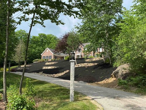25 Ellison Dr, Bedford, NH, 03110-4231 | Card Image