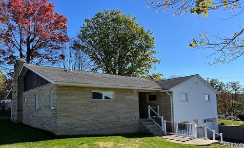 208 Metzler St, Johnstown, PA, 15904-3435 | Card Image
