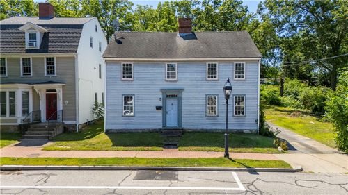 98 Post Rd, Warwick, RI, 02888-1610 | Card Image