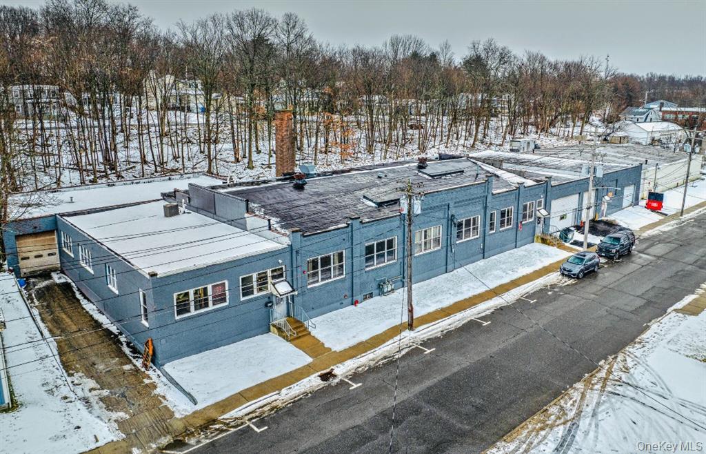 105 Sprague Ave, Middletown, NY 10940