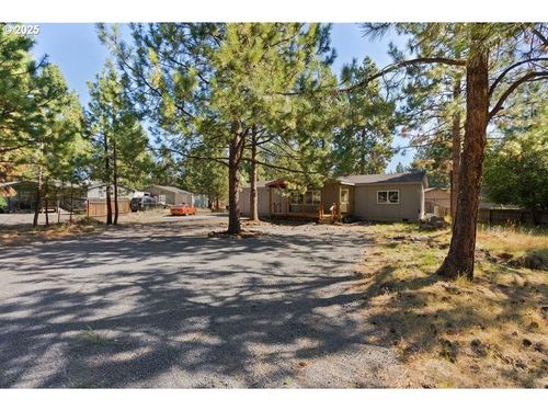 19700 Baker Rd, Bend, OR, 97702-7961 | Card Image