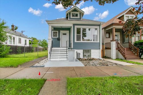 6233 S Claremont Ave, Chicago, IL, 60636-2011 | Card Image