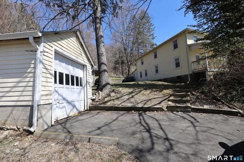 48 W Branchville Rd, Ridgefield, CT, 06877-6222 | Card Image
