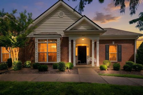 7017 Sunrise Cir, Franklin, TN, 37067-8300 | Card Image