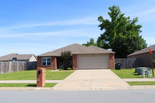6740 Red Oak Lane, North Little Rock, AR, 72117 | Card Image