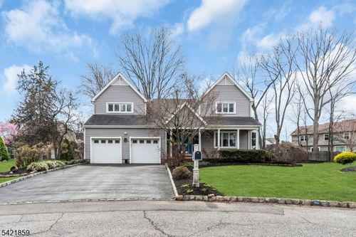 15 Conard Ct, Hillsborough, NJ, 08844-4360 | Card Image