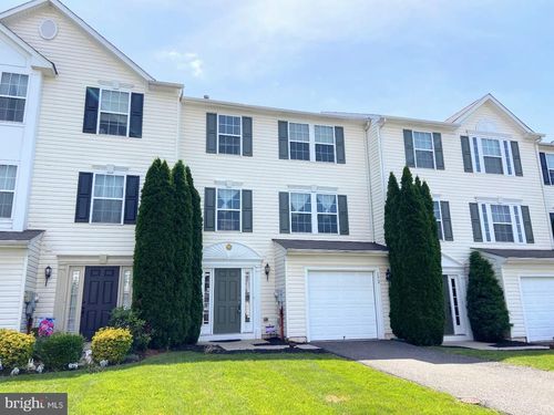 172 S Savanna Dr, POTTSTOWN, PA, 19465-6604 | Card Image