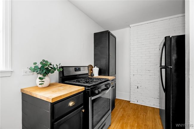 204 Woodside Ave, Home with 6 bedrooms, 2 bathrooms and null parking in Buffalo NY | Image 19