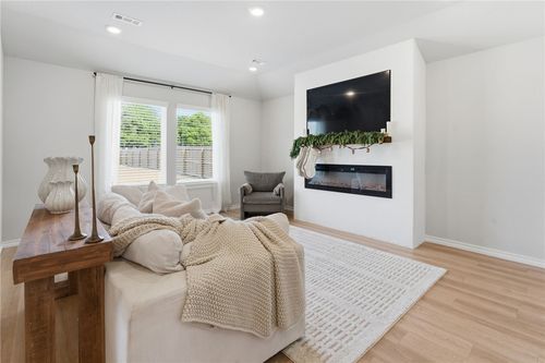 505 Cattleman Ln, Siloam Springs, AR, 72761-3084 | Card Image