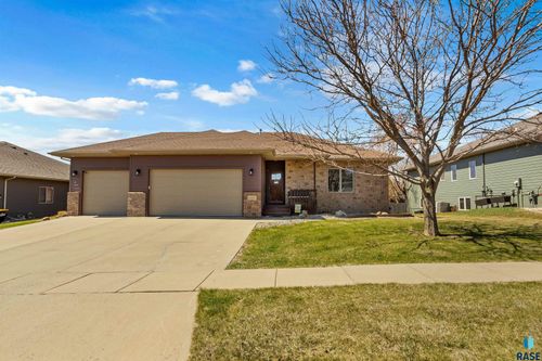 6401 S Tomar Rd, Sioux Falls, SD, 57108-8422 | Card Image