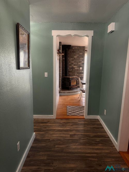 1301 E Fiesta Dr, Carlsbad, NM, 88220 | Card Image