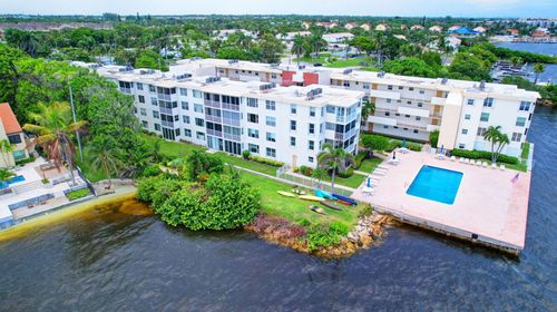 316-1810 New Palm Way, Boynton Beach, FL, 33435-2843 | Card Image