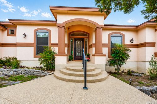 580 County Road 273, Mico, TX, 78056-5330 | Card Image