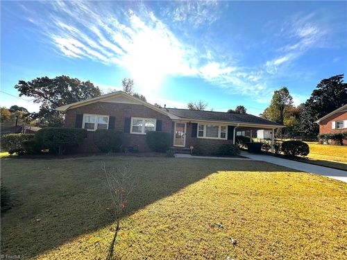 1103 Glynis Ln, Greensboro, NC, 27406-5712 | Card Image