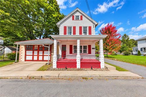 50 Lentz Ave, Lehightn Boro, PA, 18235-2628 | Card Image