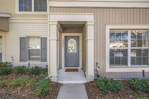 15925 Fishhawk View Dr, Lithia, FL, 33547-3879 | Card Image