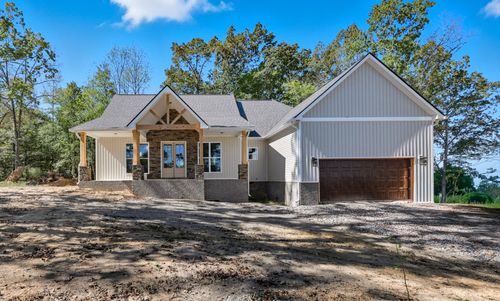 2226 S Hinton Rd, Southside, TN, 37171-9083 | Card Image