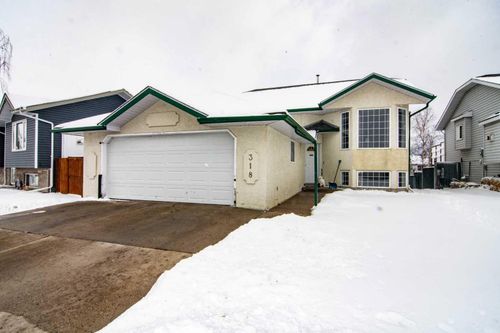 318 Strathford Cres, Strathmore, AB, T1P1N9 | Card Image