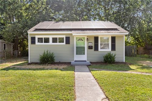 1445 Oakcrest Dr, Hampton, VA, 23663-2016 | Card Image