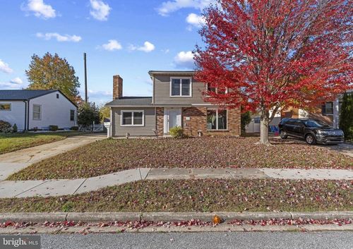 622 N West St, DOVER, DE, 19904-2856 | Card Image