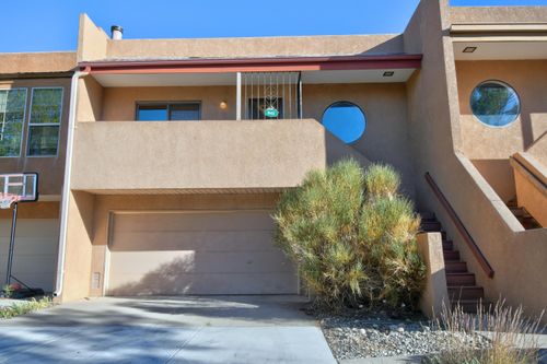 845 Llave Ln Ne, Albuquerque, NM, 87122-1433 | Card Image