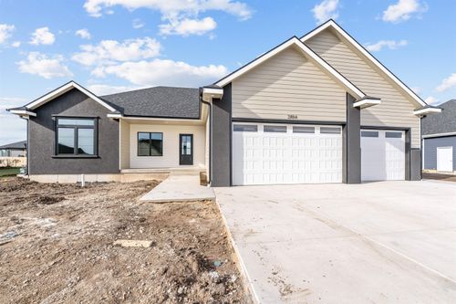 2854 Malibu, Salina, KS, 67401-6465 | Card Image