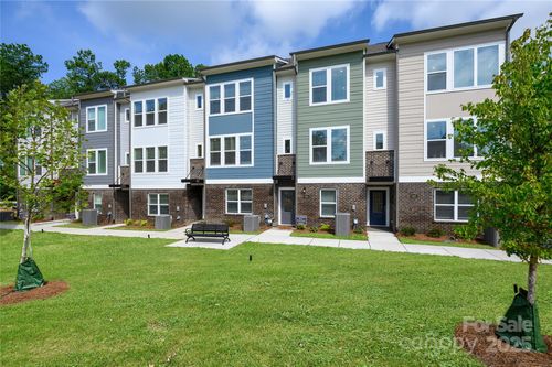 1429 Lithium Ln, Charlotte, NC, 28211-0044 | Card Image