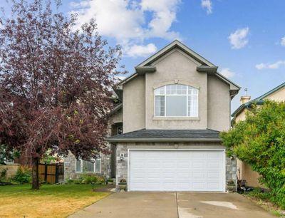 1605 Strathcona Dr Sw, House detached with 4 bedrooms, 3 bathrooms and 2 parking in Calgary AB | Image 1