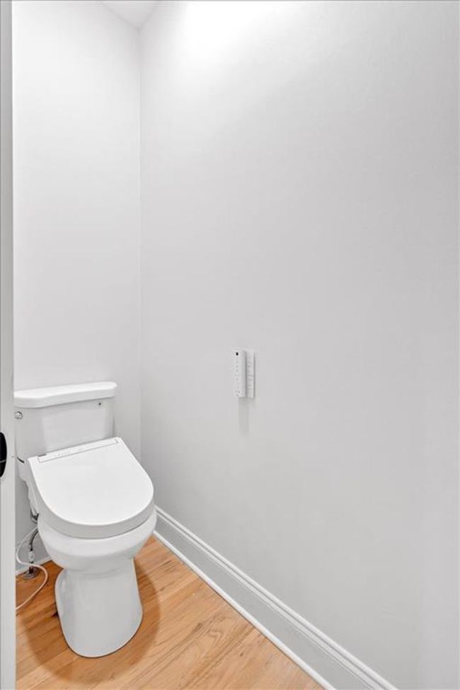 400 Old Ivy Rd Ne, House other with 6 bedrooms, 6 bathrooms and 3 parking in Atlanta GA | Image 52