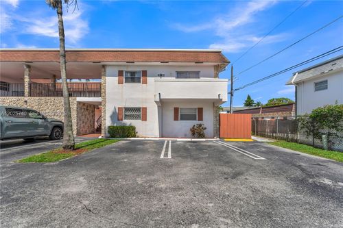 k4-321 Sw 1st Ct, Pompano Beach, FL, 33060-4602 | Card Image