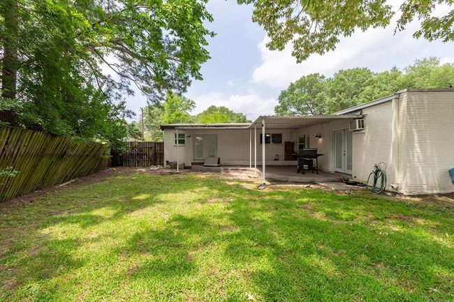 1402 Robinwood Dr, House other with 3 bedrooms, 3 bathrooms and 2 parking in Lufkin TX | Image 10