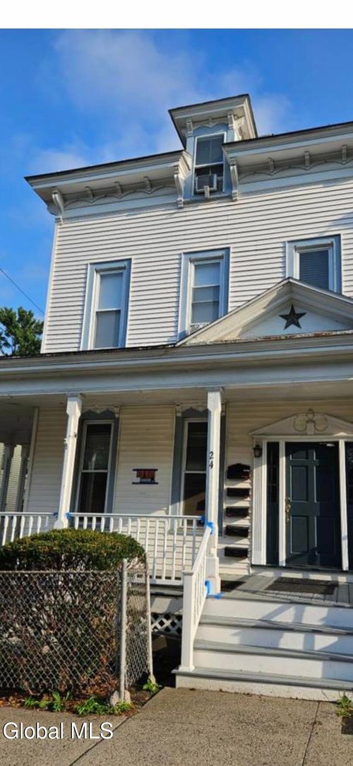 24 George St, Cohoes, NY, 12047-4555 | Card Image