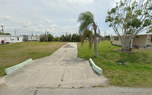 1403 Seagull Dr, ENGLEWOOD, FL, 34224-4634 | Card Image