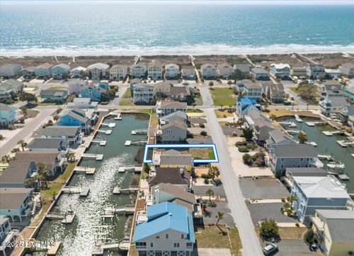 425 Dolphin St, Sunset Beach, NC, 28468-4062 | Card Image