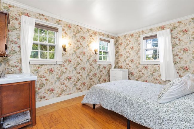 Apartment Bedroom | Image 35