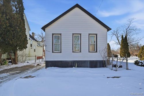 2745 Vermont St, Detroit, MI, 48216-1229 | Card Image